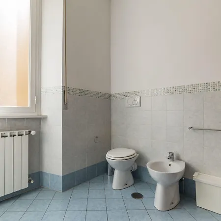 Guesthost - Piazza Re Di * 로마