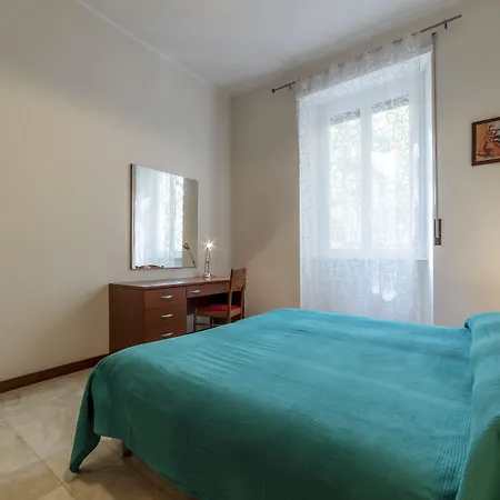 아파트 Guesthost - Piazza Re Di *