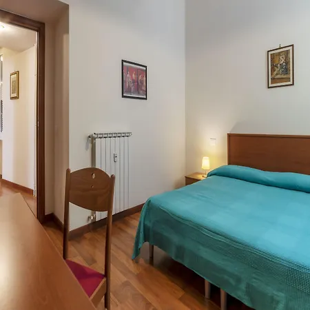 아파트 Guesthost - Piazza Re Di