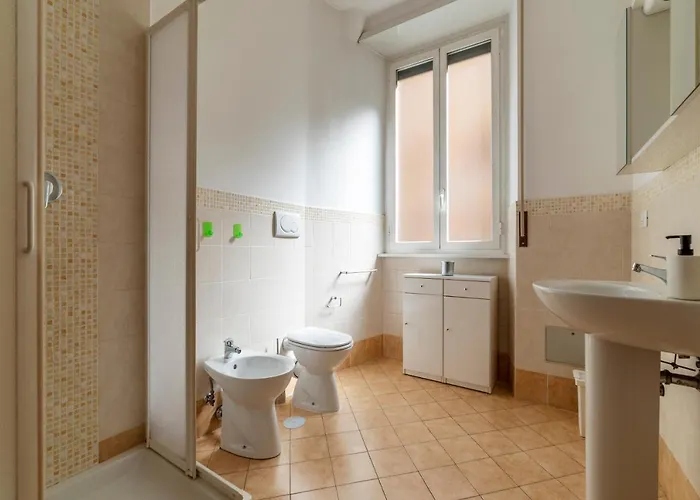 Guesthost - Piazza Re Di Διαμέρισμα *